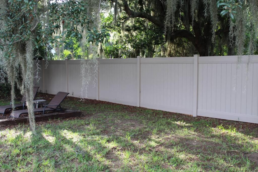 Beautiful Retreat, Hot Tub & Outdoor Living Space. Eustis Exterior foto